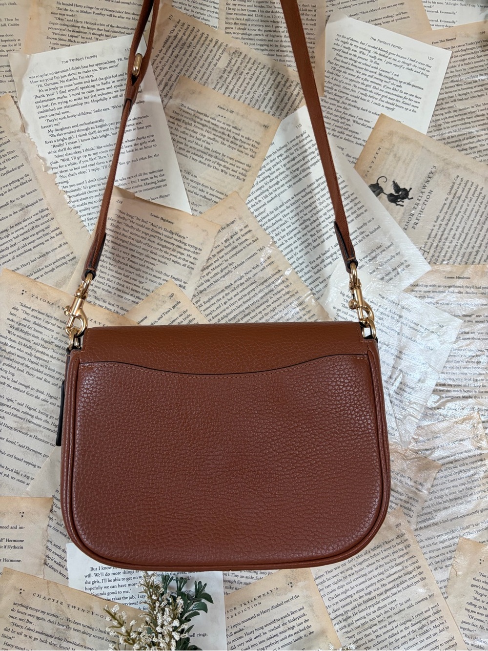 Coach Amelia Saddle Crossbody Bag- Pebbled Leather- Saddle Brown/Gold Hardware - Picture 6 of 10